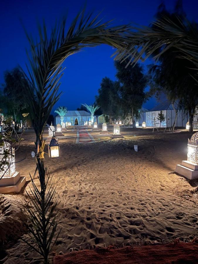 Отель Desert Experience Glamping Мерзуга Экстерьер фото