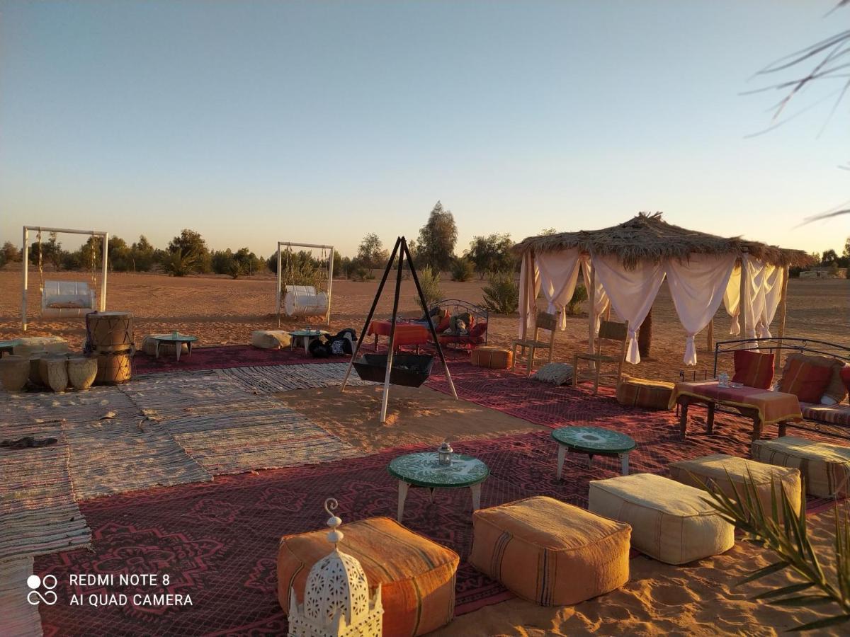 Отель Desert Experience Glamping Мерзуга Экстерьер фото