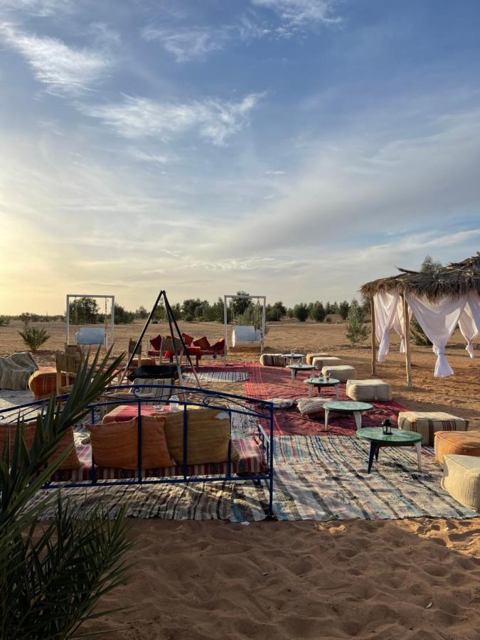 Отель Desert Experience Glamping Мерзуга Экстерьер фото