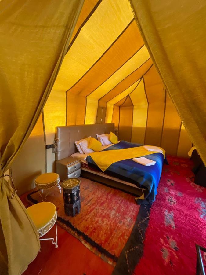 Отель Desert Experience Glamping Мерзуга Экстерьер фото